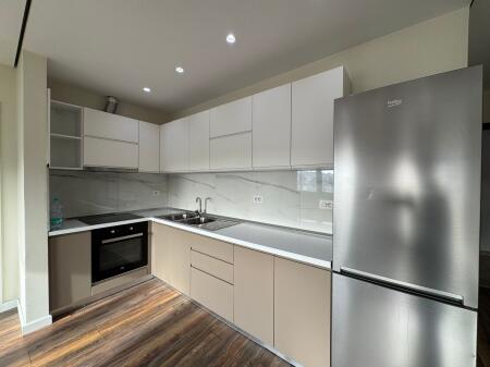 We sell 1+1 in Astir