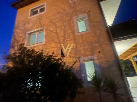 JEPET VILE TRE KATESHE ME QERA NE KOMBINAT 110.000 LEKE