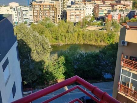 2+1,furnished,at fz construction,dry lake,750 euro