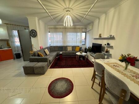 Shitet apartament 2+1+2, ne Fresk!
