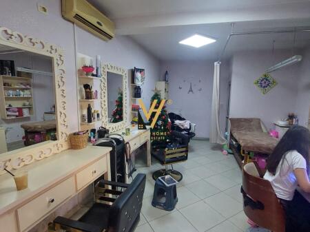 SHOP+APARTMENT FOR RENT-AT THE SCHOOL “BAJRAM CURRI” 80,000 LEKE