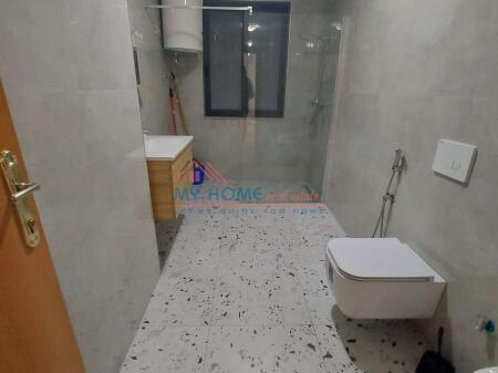 Zyre me qera 9 kateshet ne Tirane