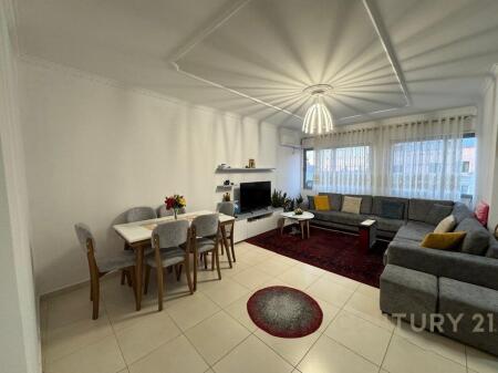 Ofrojme apartament per Shitje ne Fresk