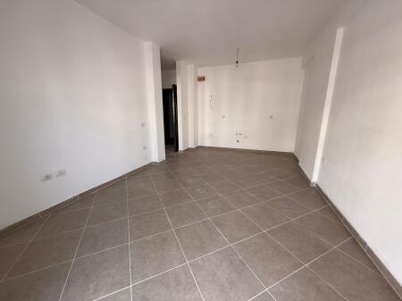 Apartament 1+1 Per Shitje Lungomare Vlore.