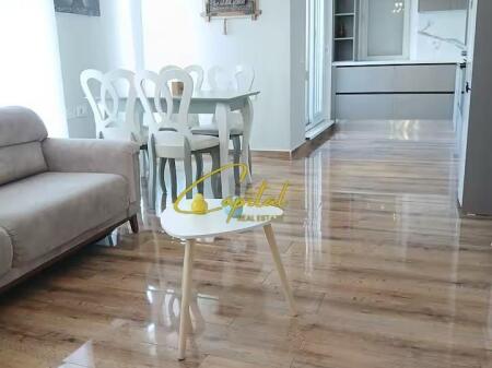 APARTAMENT ME QERA 1+ 1 ISH TREGU ELEKTRIK 70.000 LEKE