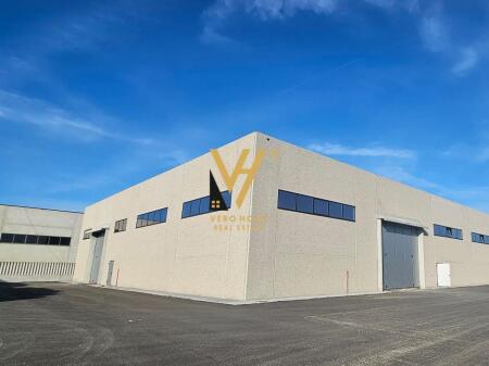 JEPET KAPANON 2.900 M2 ME QERA NE SHEN VLASH DURRES 6.380 EURO