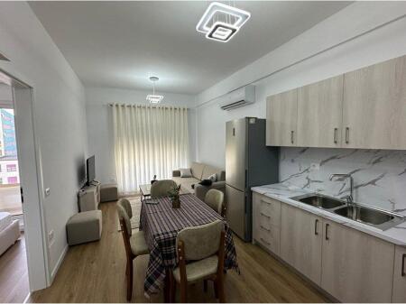 Apartament 1+1 per qira kompleksi Mangalem !