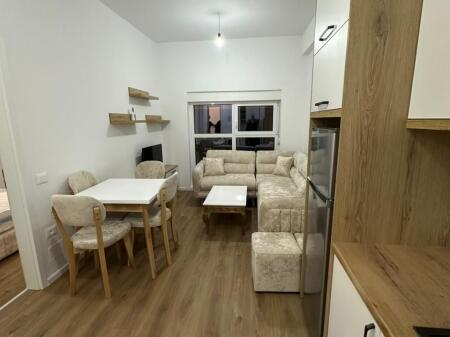 Jepet 1+1 me qera,Rezidenca Kadiu