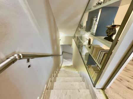 Super Triplex për Shitje – Kodra e Diellit 2