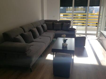 JEPET ME QIRA 2+1+1 rr.Dritan Hoxha Laprake 75.000 LEKE