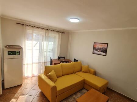 Qera | Apartament 2 + 1 | Rruga E Elbasanit | 550 €/Muaj