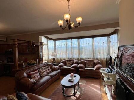 Shitet, Apartament 2+1, Zogu i Zi, Tirane