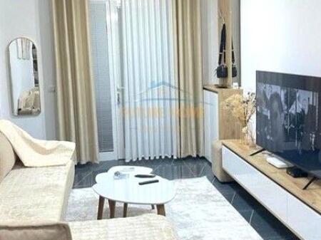 Apartament 1+1 per qera, Ali Demi, Tirane