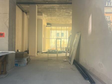 DYQAN ME QERA 200 M2 QENDER 5500 EURO