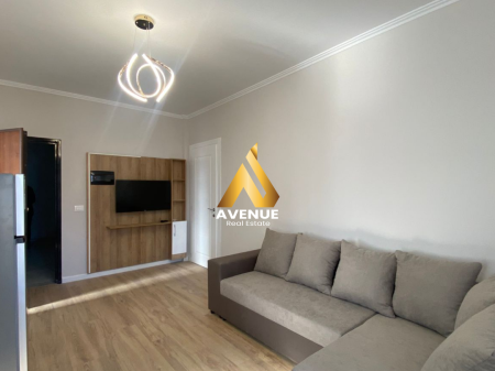 Apartament 1+1 me Qira – 21 Dhjetori, Tiranë