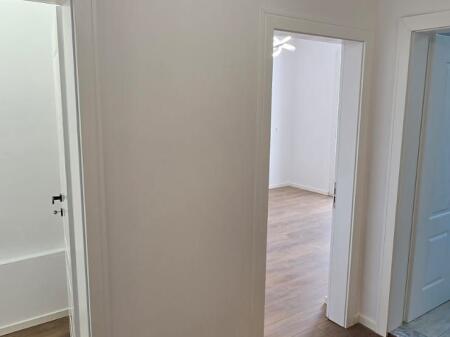 📣 SHITET APARTAMENT 1+1 + DEPO 📌 Rr. Kongresi i Lushnjes💶 Çmimi: 140.000 €