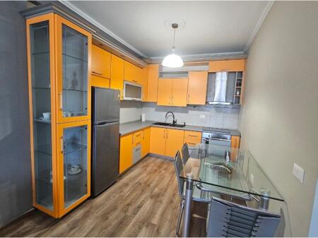 Apartament 1+1 tek Rruga e Kavajes