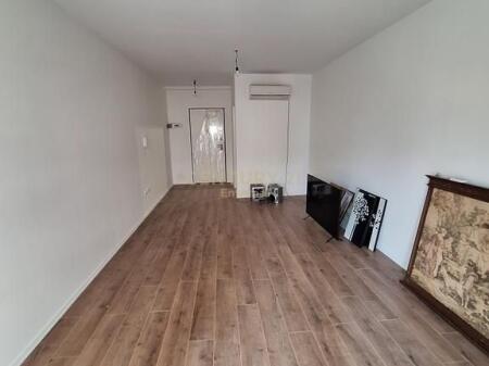 Ufficio in affitto a Myslym Shyri 500 € /Mese Sup. Totale  40m2