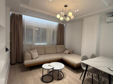 🏠JEPET ME QIRA Apartament 2+1+Post Parkimi   📍Rruga Him Kolli 🏢Kati i 3, me ashensor  💶 Çmimi: 1000€/Muaj