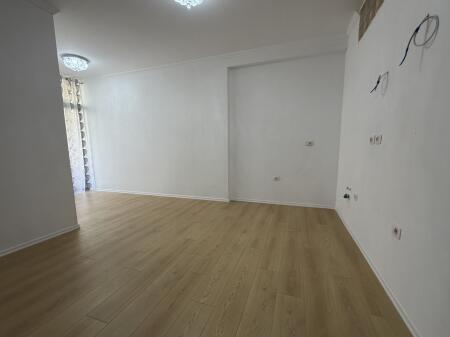 Shitet apartament 1+1, Fresku,Tirana.