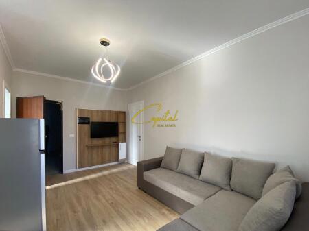 APARTAMENT ME QERA 1+1 21 DHJETORI 55.000 LEKE