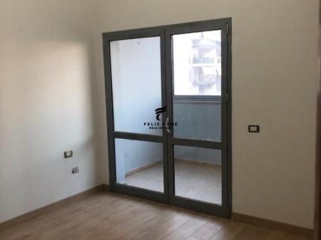 UFFICIO IN AFFITTO 33 M2 ZOGU I ZI 380 EURO