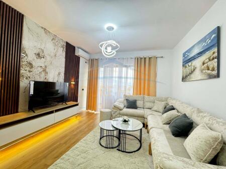Shitet , Apartament 2+1+2 Unaza e Re , Tirane