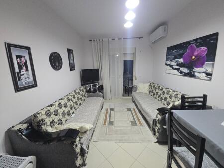 JEPET ME QERA SUPER APARTAMENT 1+1 TEK KAZAZI DURRES