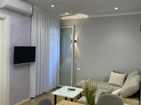 🏡 Shitet apartament 1+1 te Liqeni i Thate