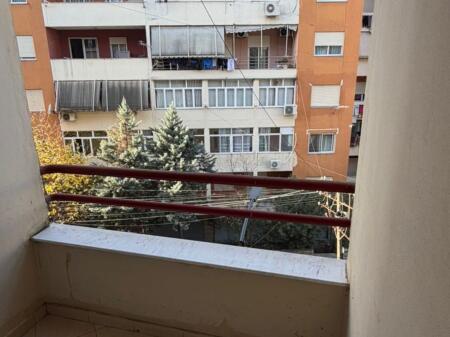 🏡 APARTAMENT 2+1 NË SHITJE – FRESK 📍 Rr. Thesarit, pranë Marketit SPAR 2