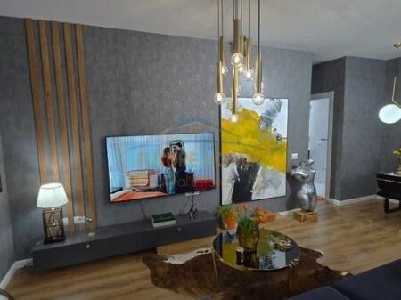 Shitje, Apartament 1+1, 21 Dhjetori , Tiranë.