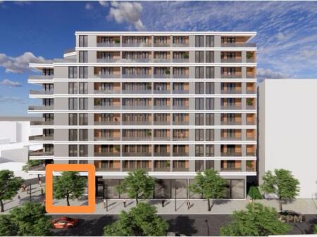 Dyqan ne shitje tek rruga e dibres Tirane buz rruge kryesore