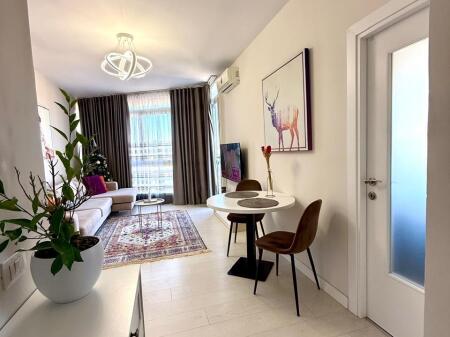 Shesim Apartament 1+1 Rruga Arkitekt Kasemi!