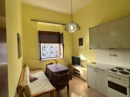 Japim me qera apart 2+1 te Shallvaret te Taivani