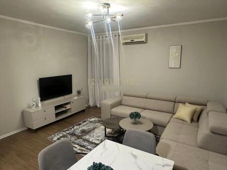 JEPET ME QIRA APARTAMENT 1+1