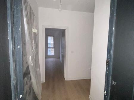 Univers City , Shitet 2+1+2wc i perfunduar