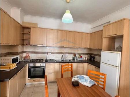 Rent, Apartment 2+1, Unaza e Re