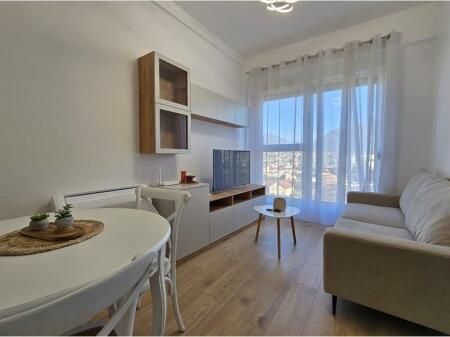 Apartament 2+1+2 + Post Parkimi Bulevardi i Ri !!