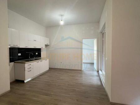 Apartament per shitje 1+1, Tirane, Kompleksi Mangalem