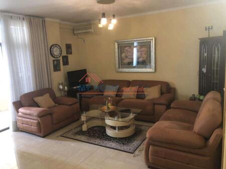 Apartament 3+1 ne Shitje Rruga Elbasanit Tirane
