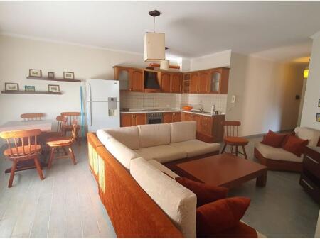 Apartament - Për Shitje - Kopshti Botanik, Tiranë(ID: 530191068-117)