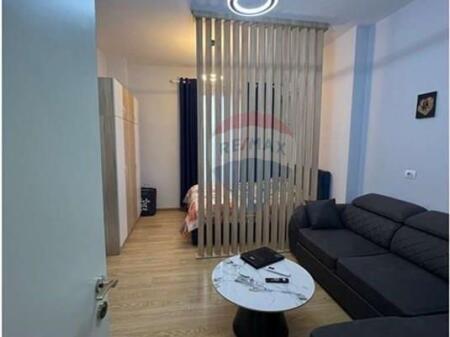 Apartament - Për Shitje - Farmacia 10, Tiranë(ID: 530191075-1)