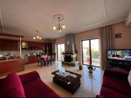 VILE ME QERA 369 M2 LAPRAKE 900 EURO