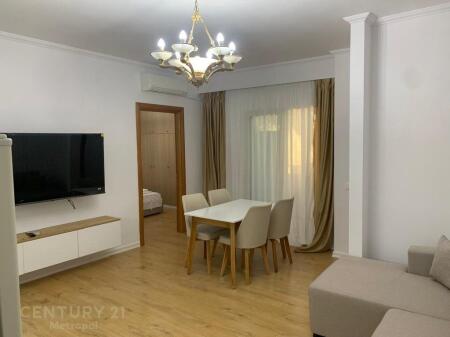 148,800 € Apartament 2+1 tek liqeni i thate