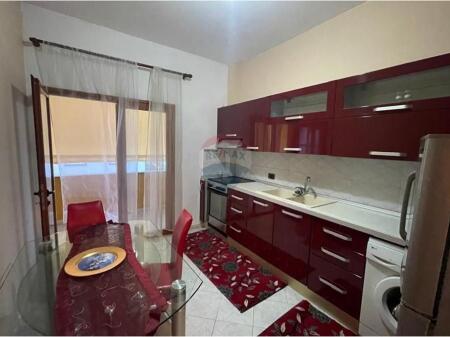 Apartament per qera 2+1 tek Rruga Sadik Petrela