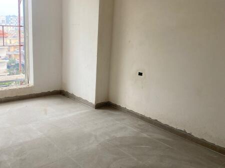 Shitet apartment 1+1 te ish parku 60 metra me hipoteke 125000 eu