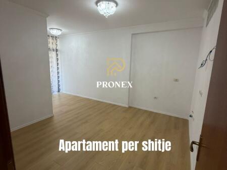 Shitet Apartament 1+1 ne Fresk