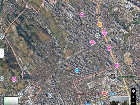 Magazzino in vendita nella zona di Yzberisht, Tirana (ID 4181119)