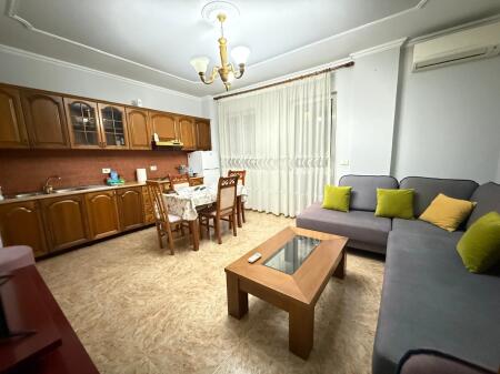 Apartament 2+1 për qira ne Komunen e Parisit