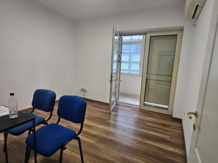 Ambient Biznesi me Qira – Lokacion Premium në Qendër!